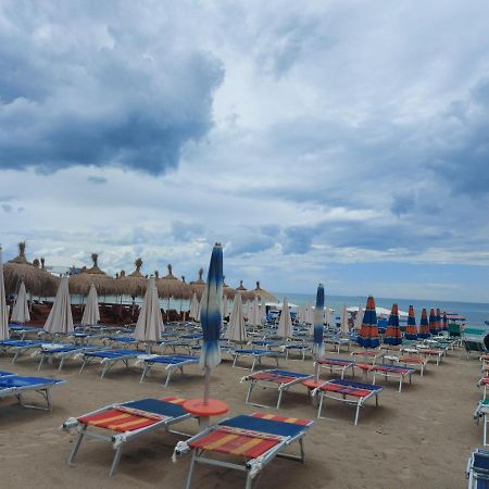 Bral Apartment 7 - Two-Bedroom With Seaview Дуррес Экстерьер фото