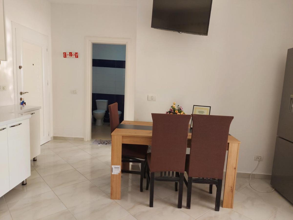 Bral Apartment 7 - Two-Bedroom With Seaview Дуррес Экстерьер фото