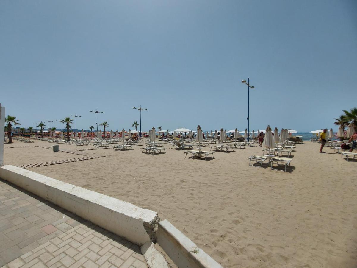 Bral Apartment 7 - Two-Bedroom With Seaview Дуррес Экстерьер фото