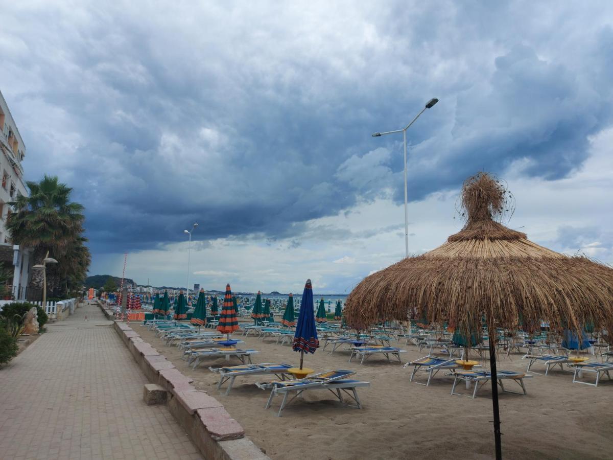 Bral Apartment 7 - Two-Bedroom With Seaview Дуррес Экстерьер фото